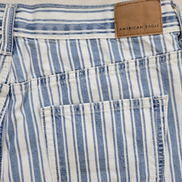 American Eagle High Waist Blue Stripe Mom Shorts size 6 - Picture 8 of 9